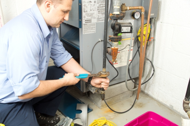 when you should get your furnace and Air Conditioner replaced